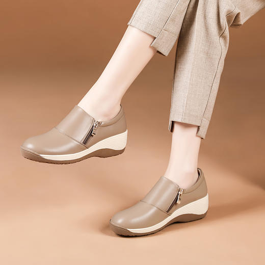 舒适休闲，新款厚底全真皮妈妈鞋系带拼色女鞋子BZ-ZC013-21B 商品图1