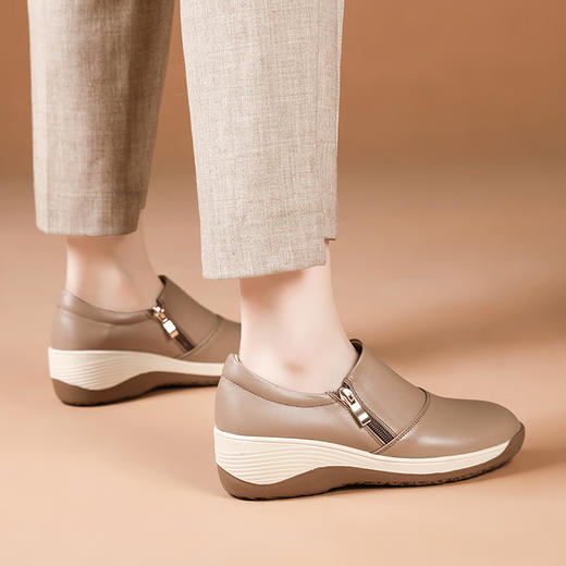 舒适休闲，新款厚底全真皮妈妈鞋系带拼色女鞋子BZ-ZC013-21B 商品图2