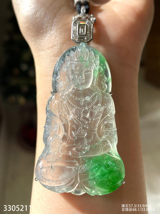 玻璃种飘翠度母吊坠【3305211】具体价格微信咨询 商品图0