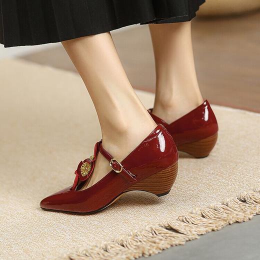 复古法式低跟花朵玛丽珍鞋，漆皮时尚尖头浅口单鞋MBJR&708【预售5天】 商品图4