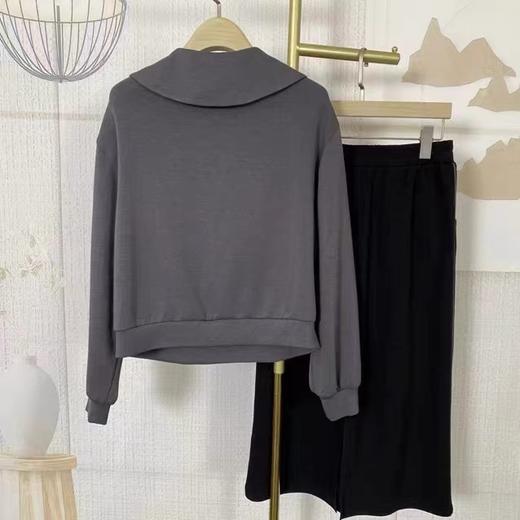 A7061       韩版时尚气质休闲爱心印花卫衣+半身裙两件套套裙（特价不退换） 商品图4