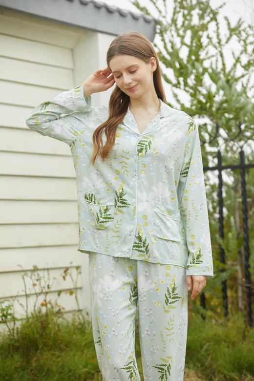 【满2件/99元】【秀黛】女翻领植物长袖套装L1551014T【门店同款】 商品图2