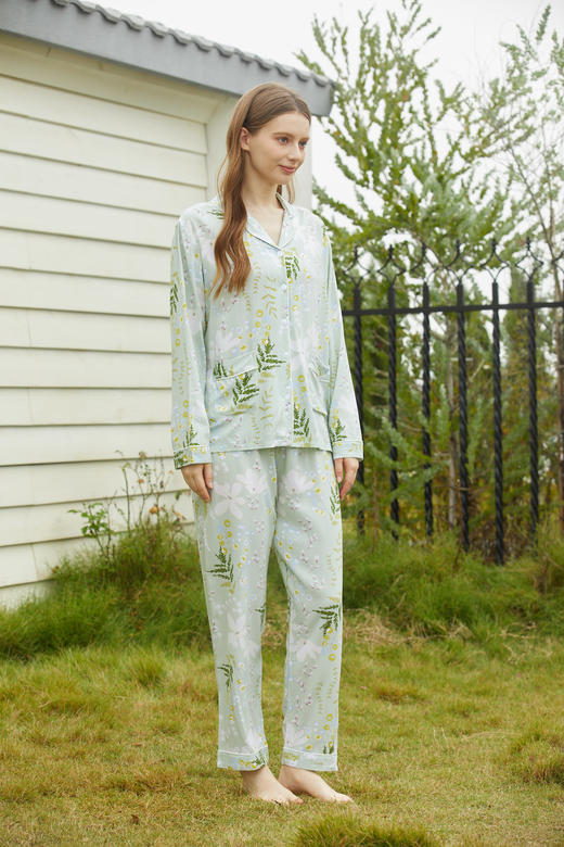 【满2件/99元】【秀黛】女翻领植物长袖套装L1551014T【门店同款】 商品图1