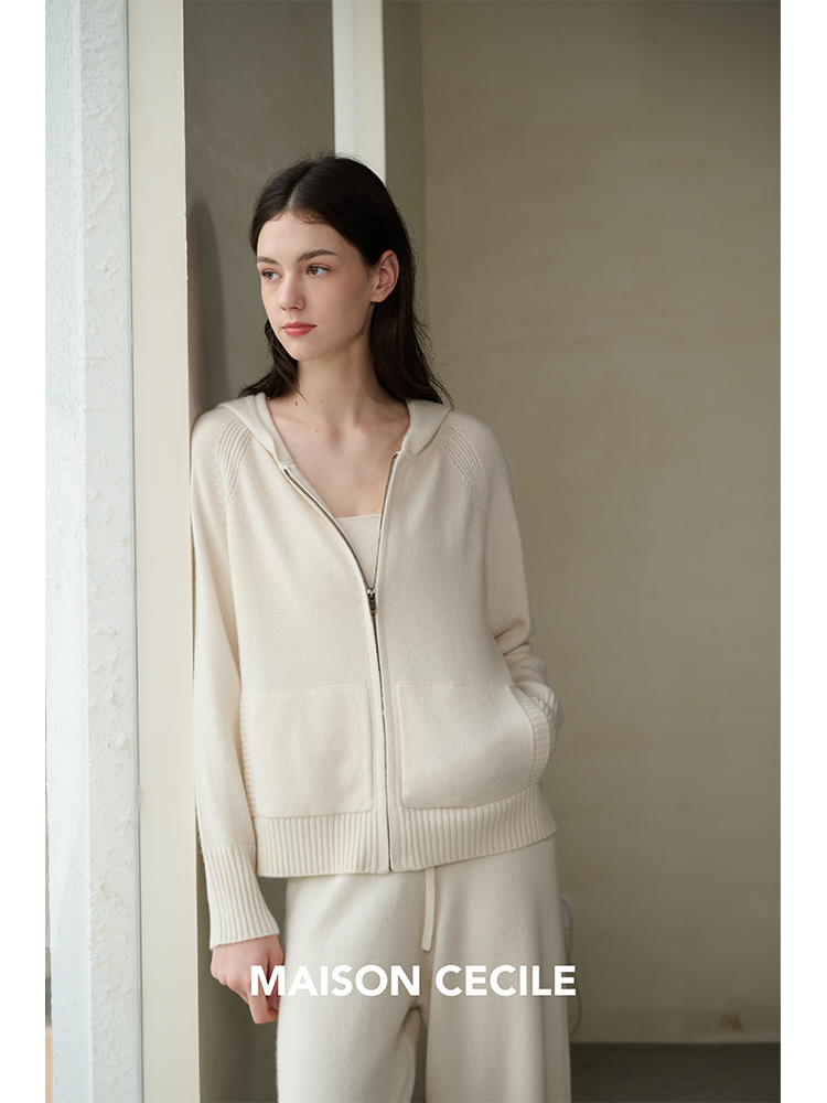 MAISON CECILE经典两色/两个版本软糯随性温暖百搭羊绒带帽套装