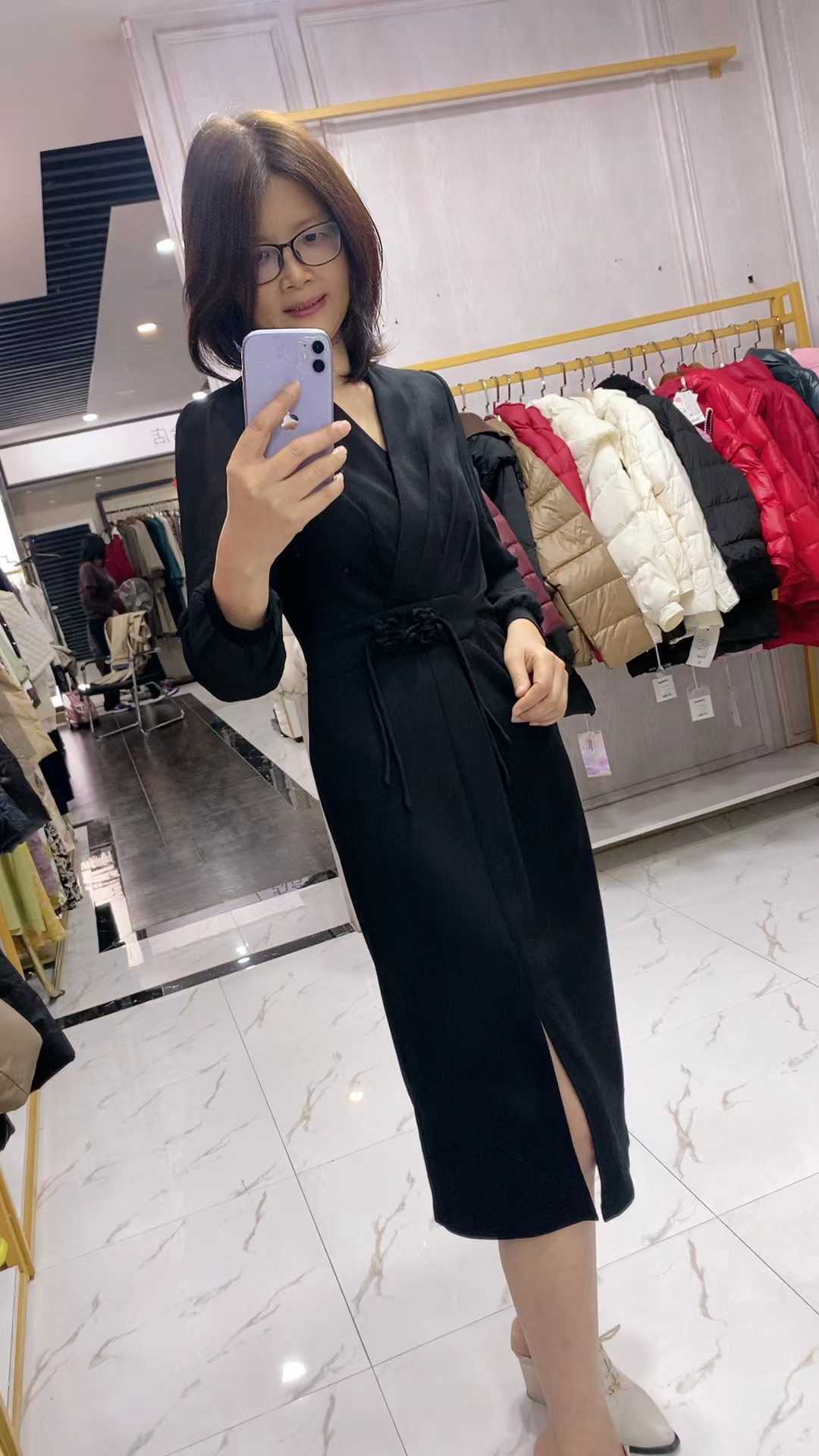 A7099        高端复古气质收腰显瘦V领侧开叉连衣裙