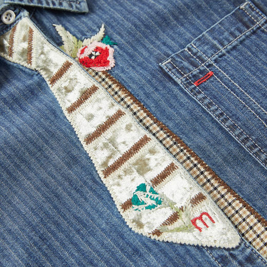 谜底牛仔衬衫长袖女2024春款复古特色领带绣花宽松衬衣241MC0017 商品图3