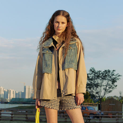 谜底拼接牛仔风衣女2024春新款复古时尚翻领中长款外套241ME0097 商品图0