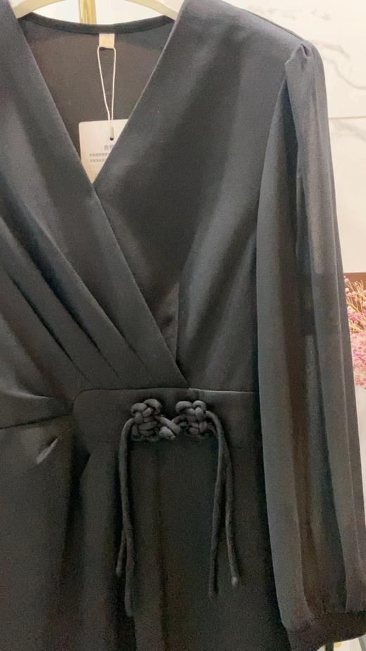 A7099        高端复古气质收腰显瘦V领侧开叉连衣裙 商品图3