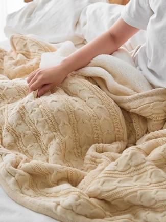 羊羔绒针织毯 商品图5