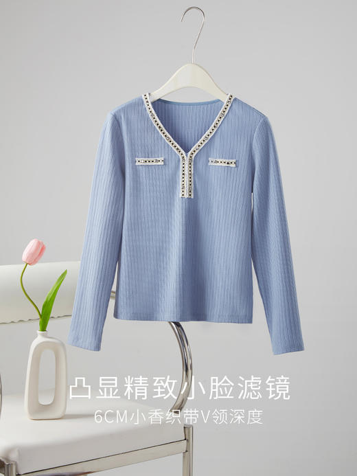 【年终特卖】熙世界2025秋新款小香风织带V领针织T恤女时尚洋气减龄长袖上衣 商品图4