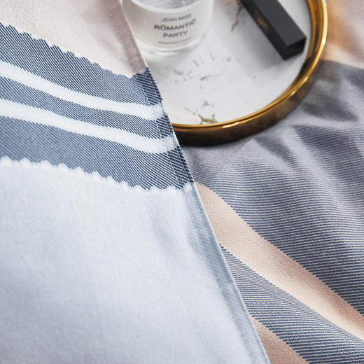 【自营】彼加曼 BGM-T2263 “曼巴之城”生态磨毛床饰套件 200*230cm 商品图2