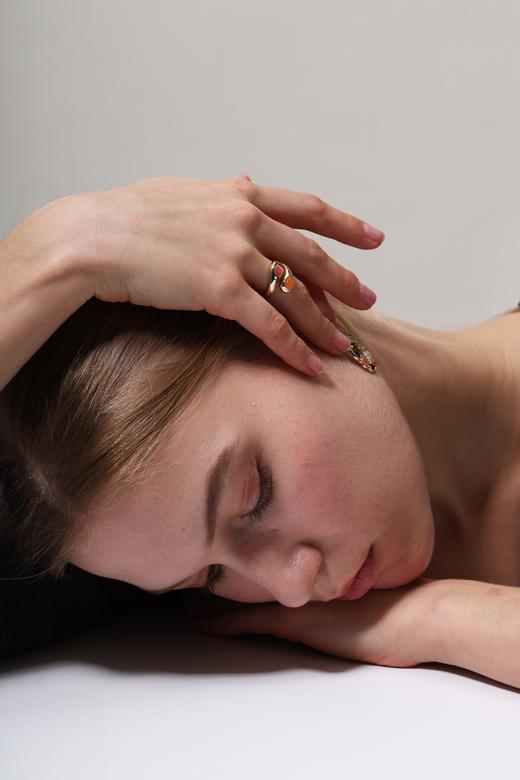 SOL DE VERANO 红墙系列猫眼石戒指 商品图3