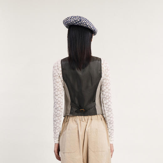 谜底格纹小马甲女2024春新款复古帅气修身短款西装马夹241MM0079 商品图2