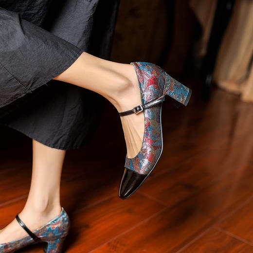 春季新款，中古刺绣花布旗袍玛丽珍单鞋BE-b9011 商品图9