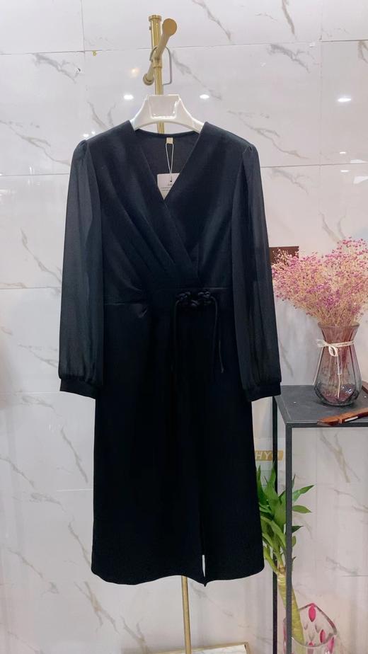 A7099        高端复古气质收腰显瘦V领侧开叉连衣裙 商品图4