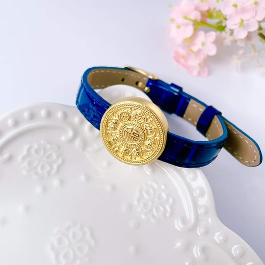 【定价黄金】足金 #八宝罗盘 #小红书 3D硬金空心八宝罗盘手串蓝色手表带成品手串(AJ3DSC00052-6)（预售产品下单后不退款不退货不换货不补差价）（预售产品下单后不退款不退货不换货不补差价） 商品图1