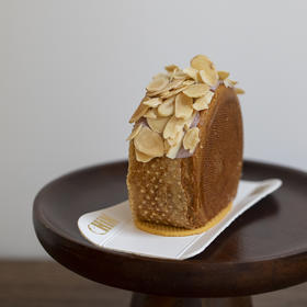 芋泥肉松车轮泡芙