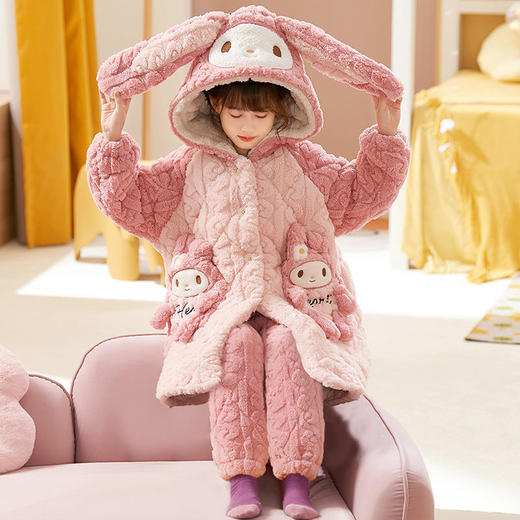 ALBB-儿童睡衣冬季珊瑚绒三层夹棉加厚款保暖女童宝宝法兰绒家居服套装 商品图0