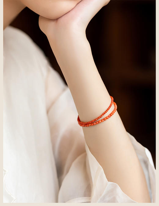 【应季好物】金丝玉小骨头珠手链 无盒 /天然冰飘花南红玛瑙手链3mm樱桃红飘花 无盒 /五路财神手绳 无盒/天然彩色碧玺手链 彩色碧玺+一朵合金五叶花/新款玉髓铃兰花手链8.5MM金丝玉双圈铃兰花吊坠 商品图2