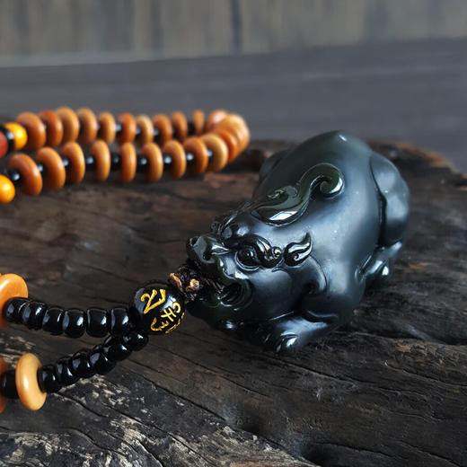【天然正品】天然精品貔貅造型和田玉青墨玉（招财、纳福）手把件221223NJ05 商品图3