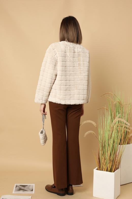 LNNNS 浅咖毛绒格状外套 15086 商品图3