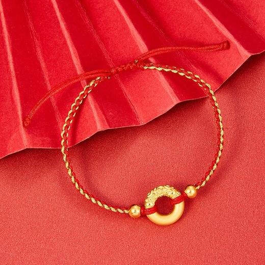 【限时7.5折】【定价黄金】足金 3D硬金祥云平安扣双珠幸运红绳可调节成品手串(AA3DSC00001)（预售产品下单后不退款不退货不换货不补差（预售产品下单后不退款不退货不换货不补差 商品图1