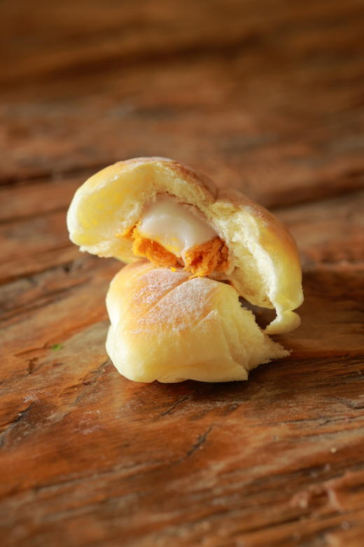 咸蛋黄肉松麻薯包 商品图1