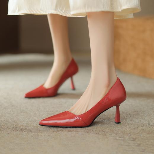 阿么手工女鞋百搭细跟漆皮高跟鞋软底7.5CM不累脚尖头单鞋女浅口 商品图4