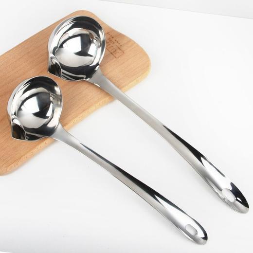 「9.9元包邮！抖音爆款」不锈钢隔油勺 过滤油勺漏勺汤勺家用盛汤勺子滤油厨房用品餐饮用具油汤分离勺 商品图4