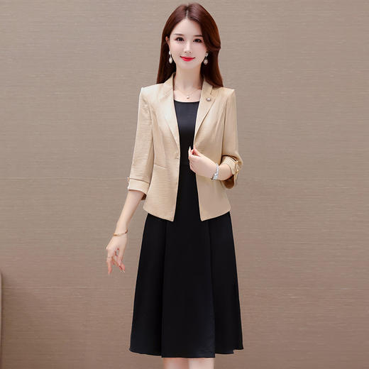 QYMXYKL-2301-L 2023年秋款简约中长款时尚内搭连衣裙七分袖修身小西装外套两件套 商品图1