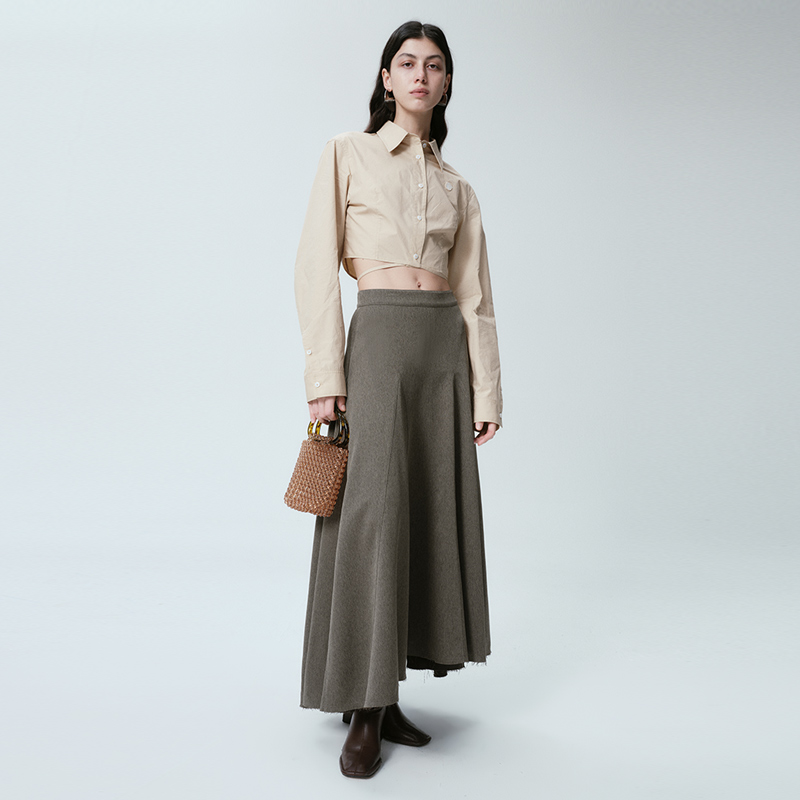 Self Who卡其色针织半身裙女2024春新款a字大摆裙休闲设计感裙子