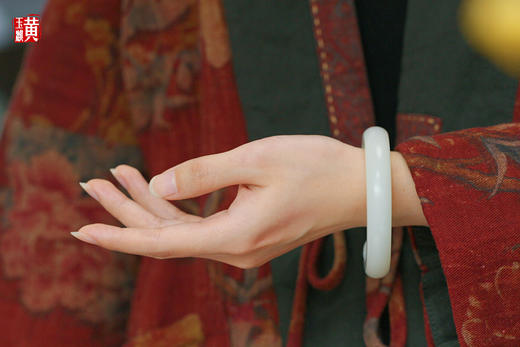 和田羊脂白玉双龙手镯   圈口：55.5mm 商品图4