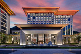 ★双11大促★ ¥699起/2间夜，周末不加价！入住温德姆旗下【台州开投华美达酒店】享高级房+早餐，坐落于绿心生态区，毗邻台州植物园！有效期至2026年3月31日