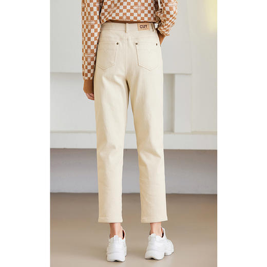 乔万尼新品牛仔裤奶油白减龄百搭休闲裤ET4F811 商品图4