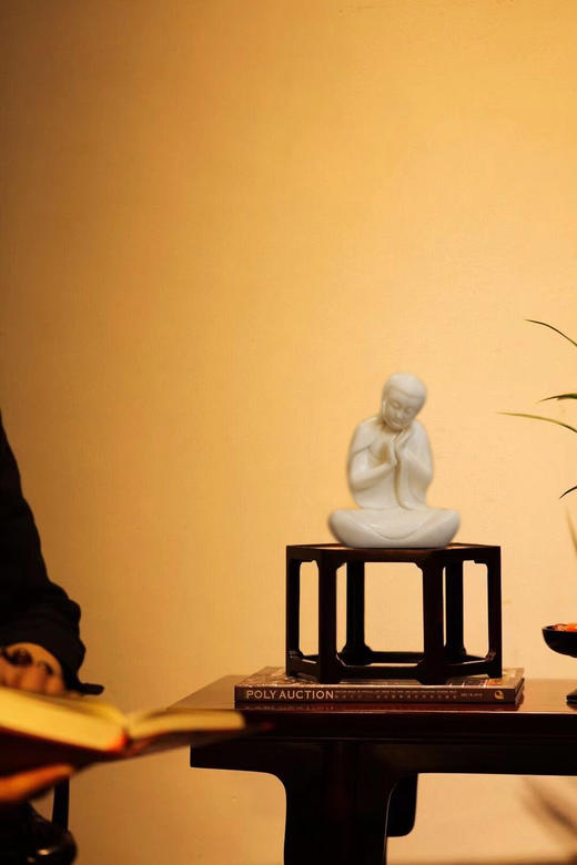 紫光檀镶缅花°六角器座 商品图3