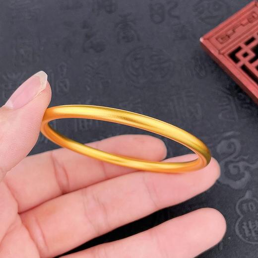 【限时克减150元】足金999.9 【油亮实心】古法传承(面宽约4.2-4.4mm)古法光圈古法素圈固口古法手镯(GFSZW00020-08)（预售产品下单后不退款不退货不换货不补差价） 商品图2