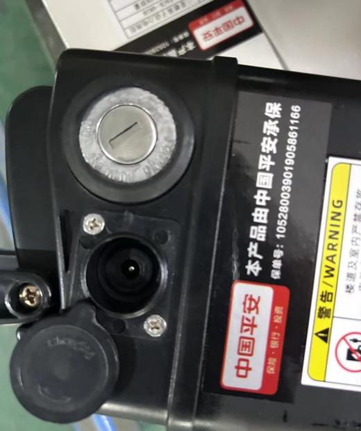 正步044（075）系列银鱼电池长110*宽75mm 容量越大高度越高 商品图4