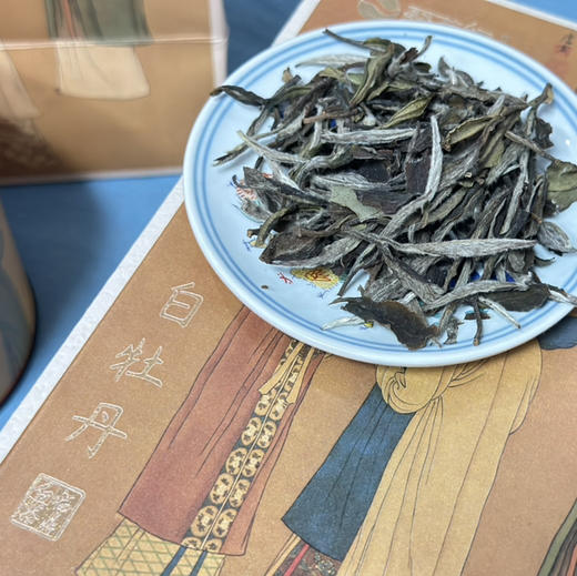 新年茶礼｜高山花香白牡丹（2020年春采白牡丹）国风轻奢礼，规格：30g*2罐*1盒 商品图1