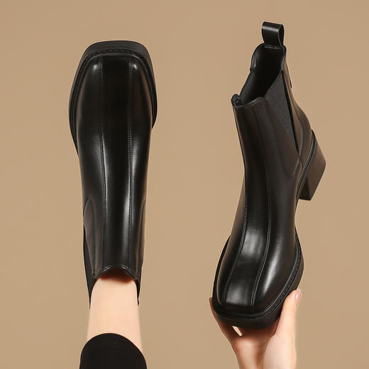 品质好货 | Safiya/索菲娅2023秋冬季新款百搭复古加绒瘦瘦切尔西弹力靴 SF34118781 商品图1