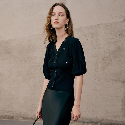 EITIE爱特爱春季新款时尚百搭五分袖针织衫女上衣7301012 商品图1