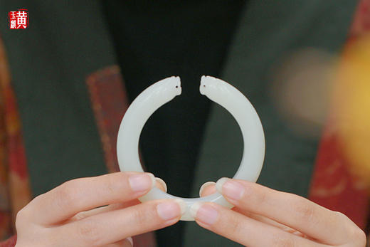和田羊脂白玉双龙手镯   圈口：55.5mm 商品图0