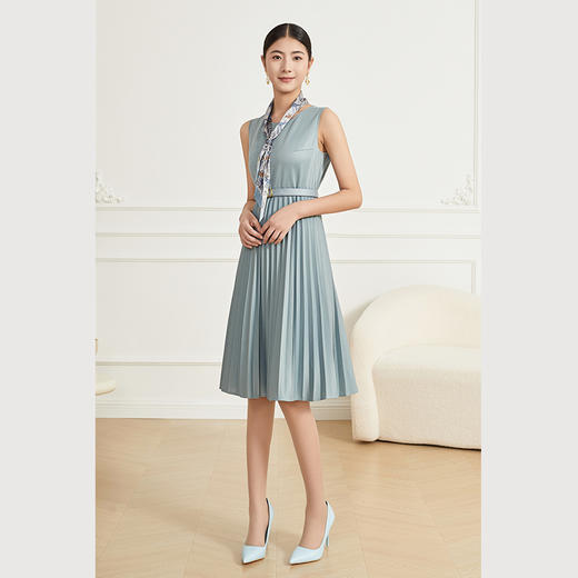 乔万尼新品连衣裙无袖收腰显瘦减龄百褶ET3E695 商品图3