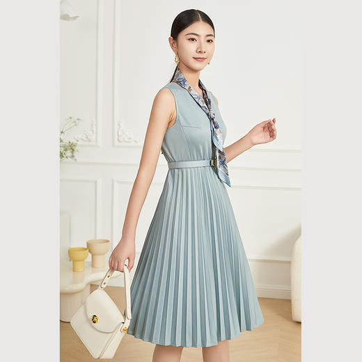 乔万尼新品连衣裙无袖收腰显瘦减龄百褶ET3E695 商品图2