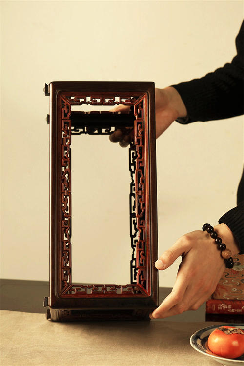 酸枝镶缅花【拐子纹】香几 商品图2