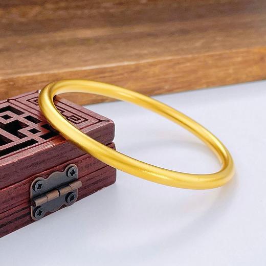 【限时克减150元】足金999.9 【油亮实心】古法传承(面宽约4.2-4.4mm)古法光圈古法素圈固口古法手镯(GFSZW00020-08)（预售产品下单后不退款不退货不换货不补差价） 商品图1