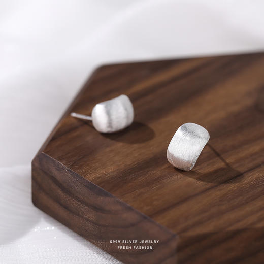 【清瑟】S999银足银拉丝弧形几何冷淡风耳饰【YXS-E3187】 商品图1