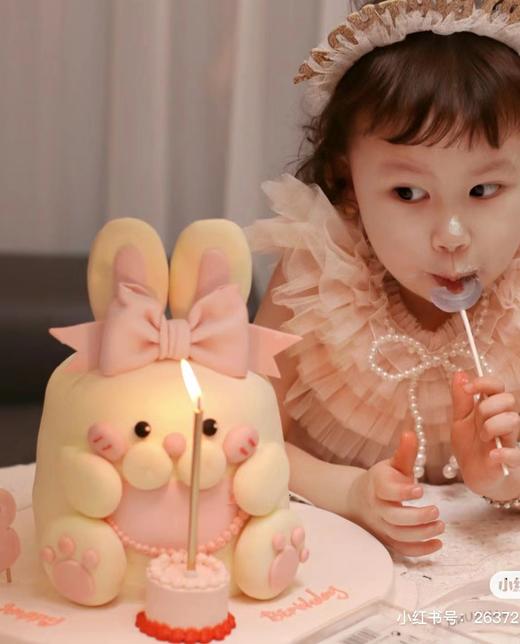 【臻品系列】---半翻糖双层胚立体【蝴蝶结可爱兔】 商品图0