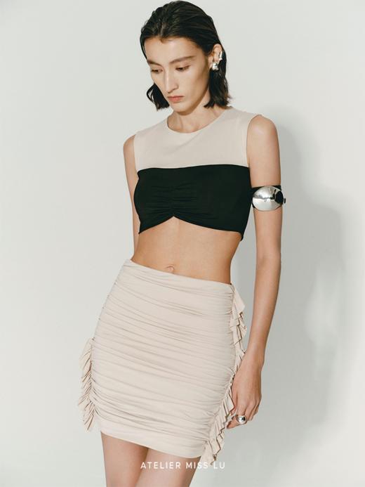 【珍珠奶茶】撞色拼接褶皱设计弹力无袖背心 商品图3