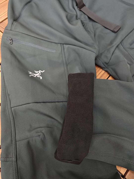 ARCTERYX/始祖鸟秋冬厚款加绒防风防水LT伽玛冲锋裤，户外爬山软壳保暖长裤 商品图3