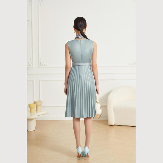 乔万尼新品连衣裙无袖收腰显瘦减龄百褶ET3E695 商品图4